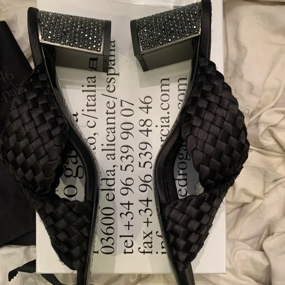 NWB Pedro Garcia Xoco Satin Swarovski Crystal Block Heel Sandal - Picture 8 of 11